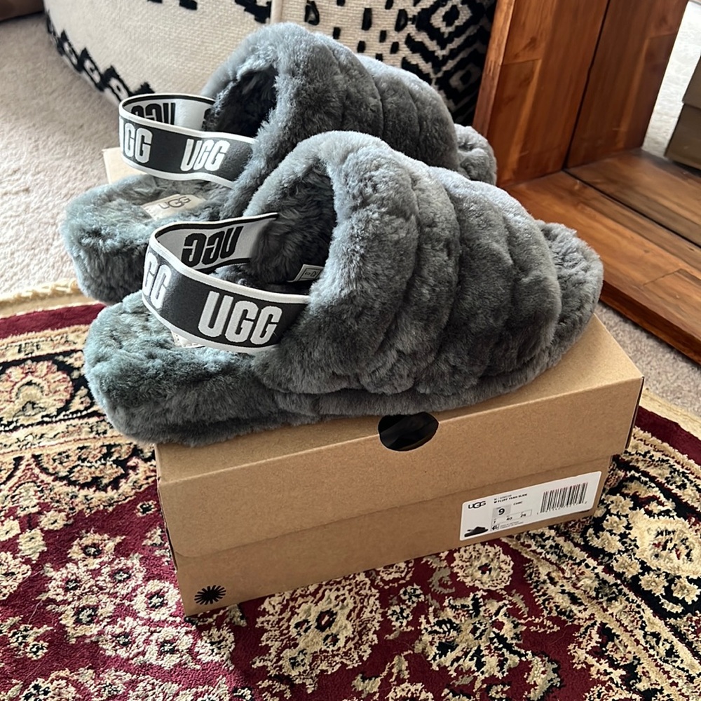 UGG Fluff Yeah Slide